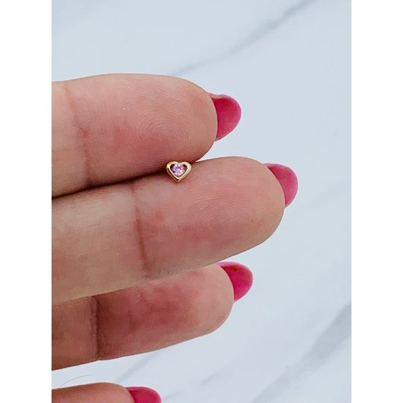 ❤️ 14k Gold nose ring heart ❤️ stud nose ❤️ - Picture 3 of 4